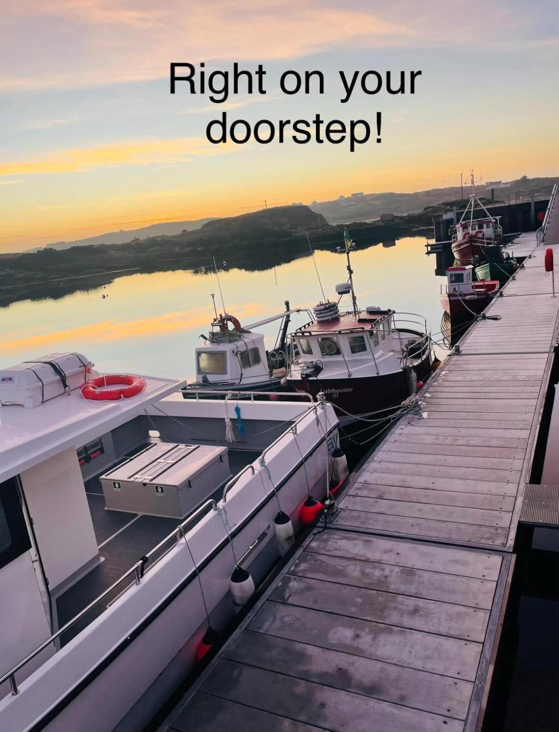 The Old Boathouse At Bunbeg Harbour Apartment Exterior foto